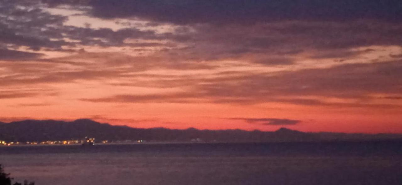 Appartamento Con Super Vista Sul Mare Arenzano Dış mekan fotoğraf