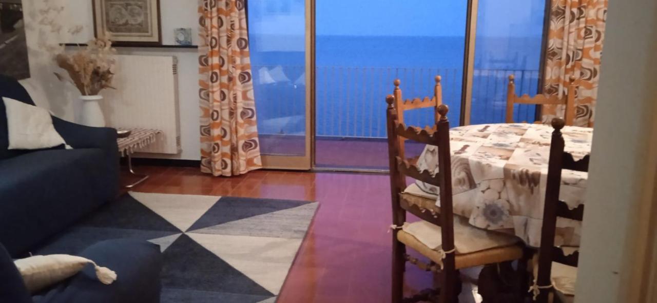 Appartamento Con Super Vista Sul Mare Arenzano Dış mekan fotoğraf